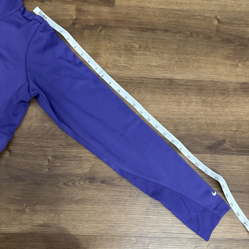 EUC - Nike - Women’s Golf Tour Performance Thermafit Purple Quarter-Zip Pullover - Picture 9 of 10